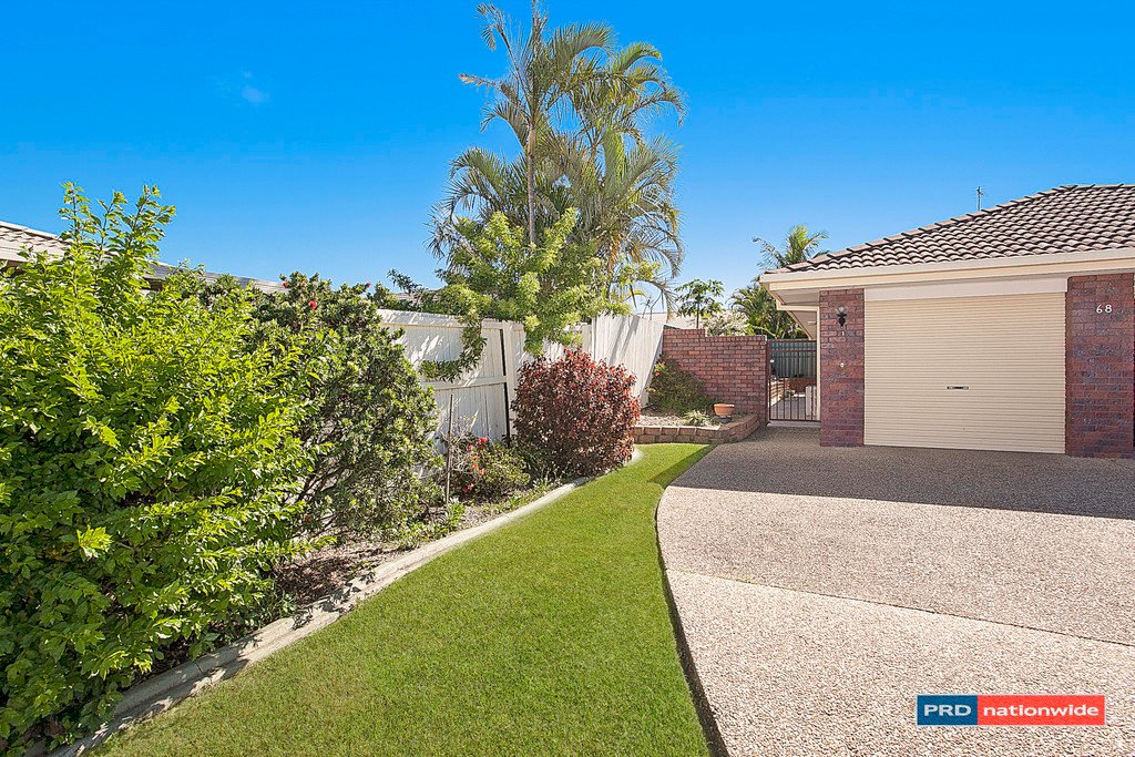 1/68 Treeview Dve  BURLEIGH WATERS 1