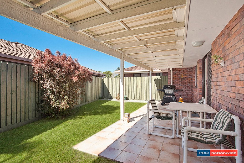1/68 Treeview Dve  BURLEIGH WATERS 2