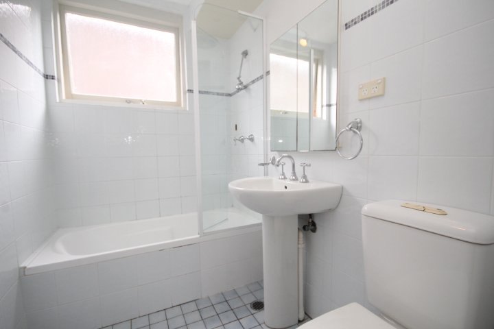 16/8 Webbs Avenue ASHFIELD 5