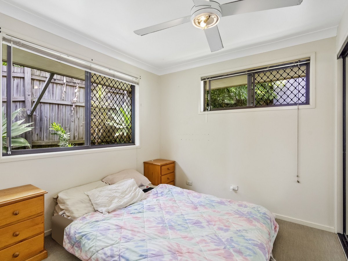 1/68 West Burleigh Road Burleigh Heads 5