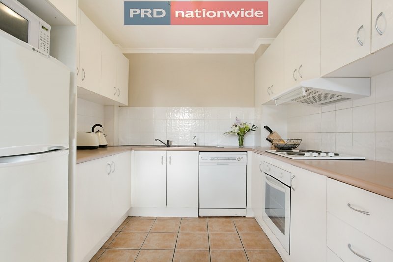 16/83 QUEEN Street SOUTHPORT 4