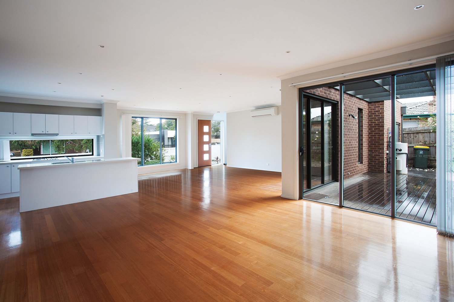 Gallery: 168a Bignell Road