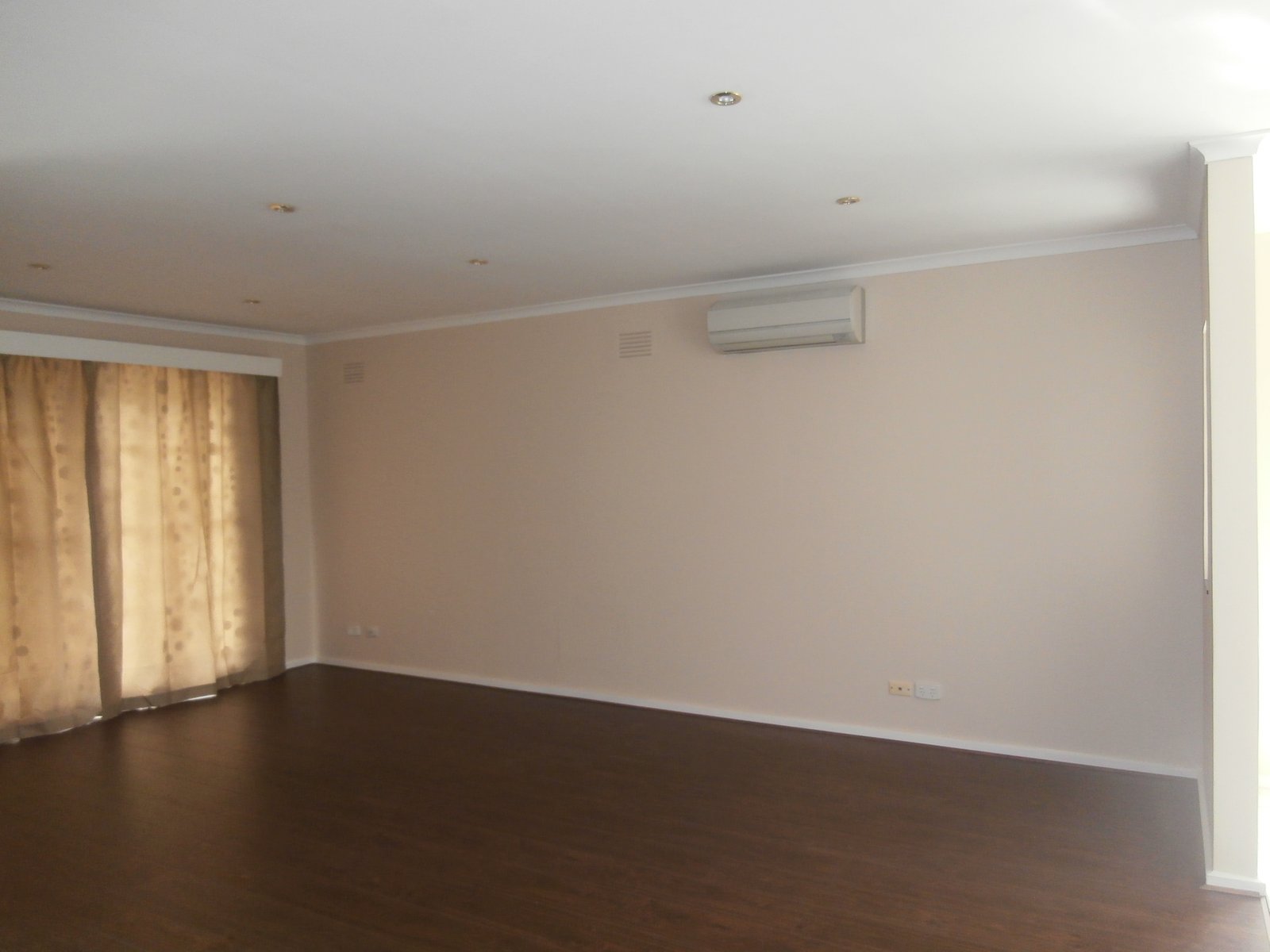 Gallery: 1/69 Ashburn Grove