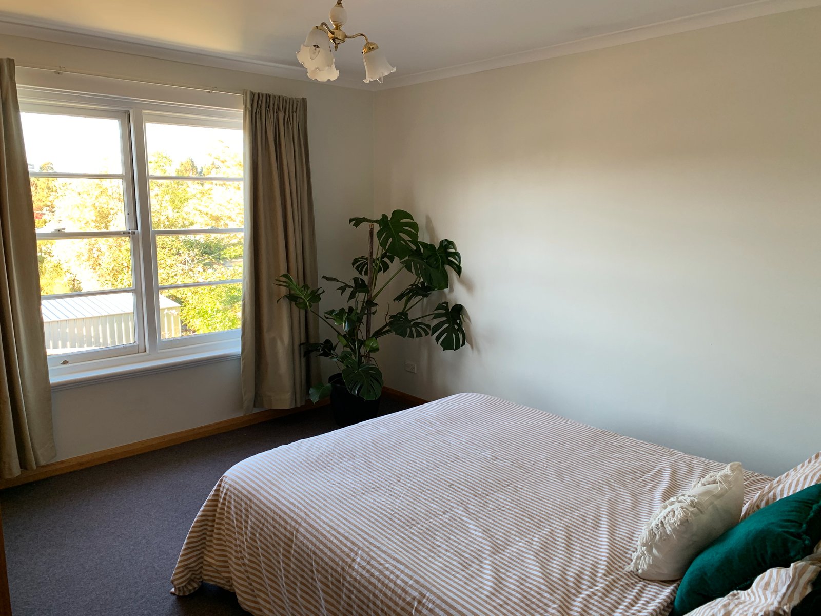 169 Augusta Road LENAH VALLEY 7