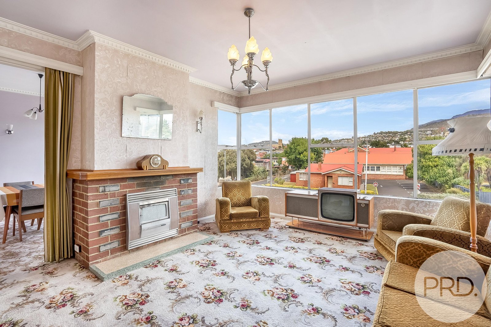 169 Brooker Avenue GLEBE 13