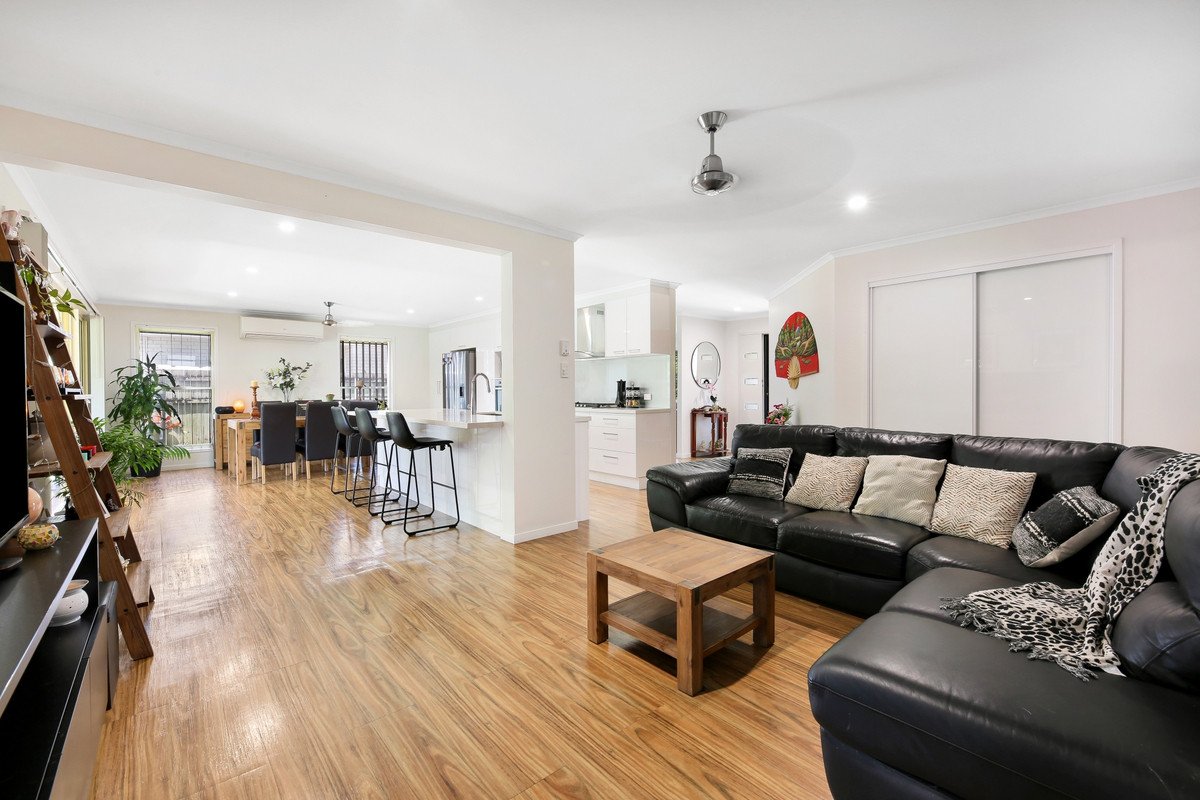 169 Christine Avenue BURLEIGH WATERS 12