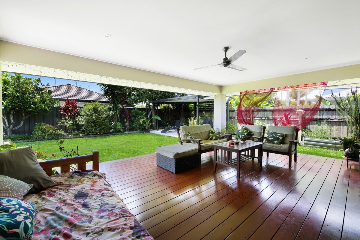 169 Christine Avenue BURLEIGH WATERS 21