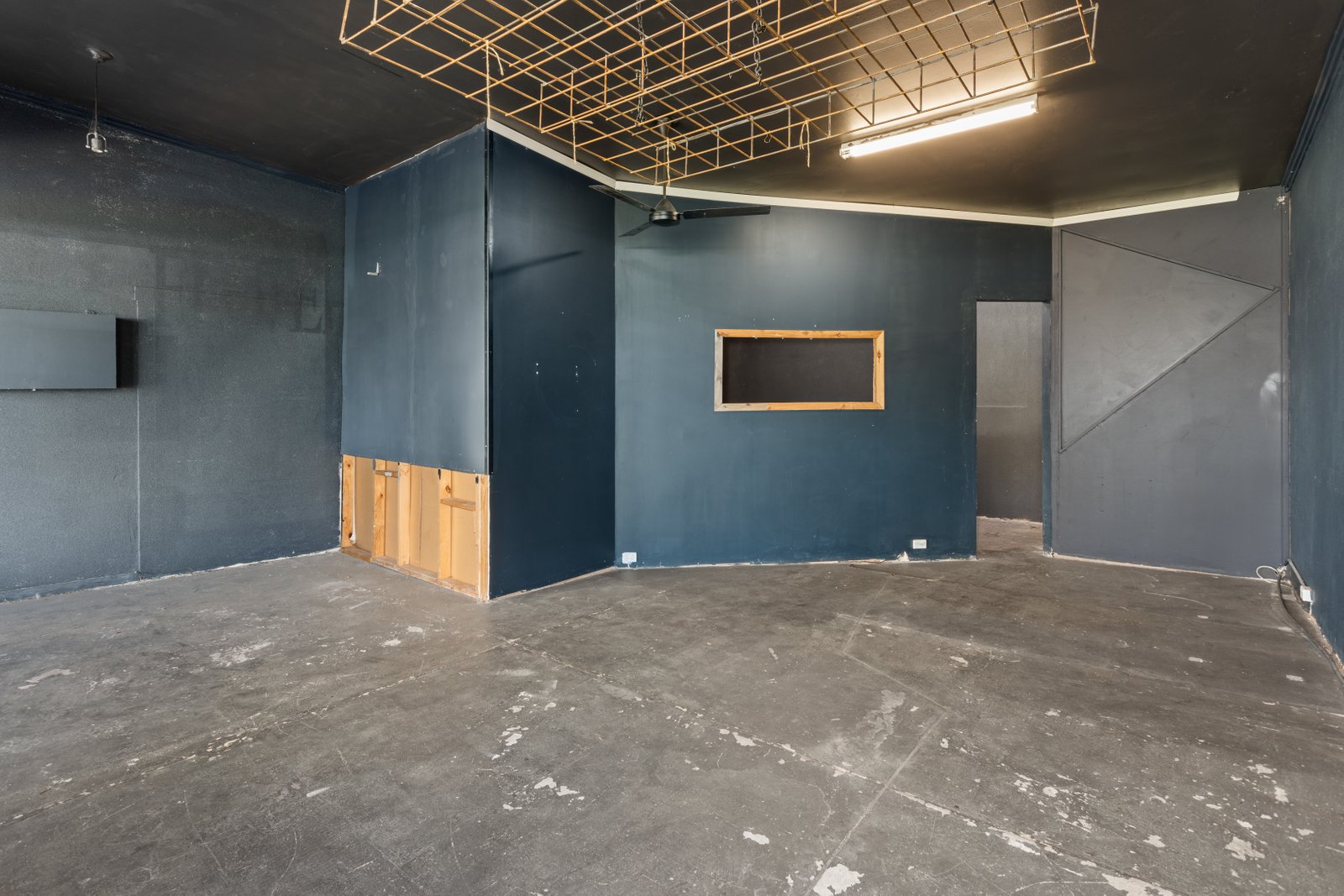 Gallery: 169 East Boundary Road