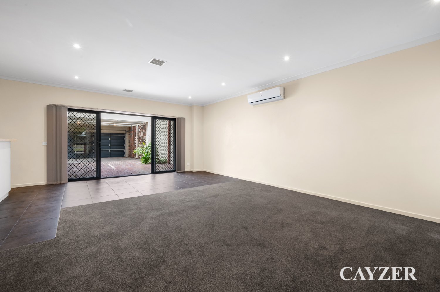 Gallery: 169 Liardet Street