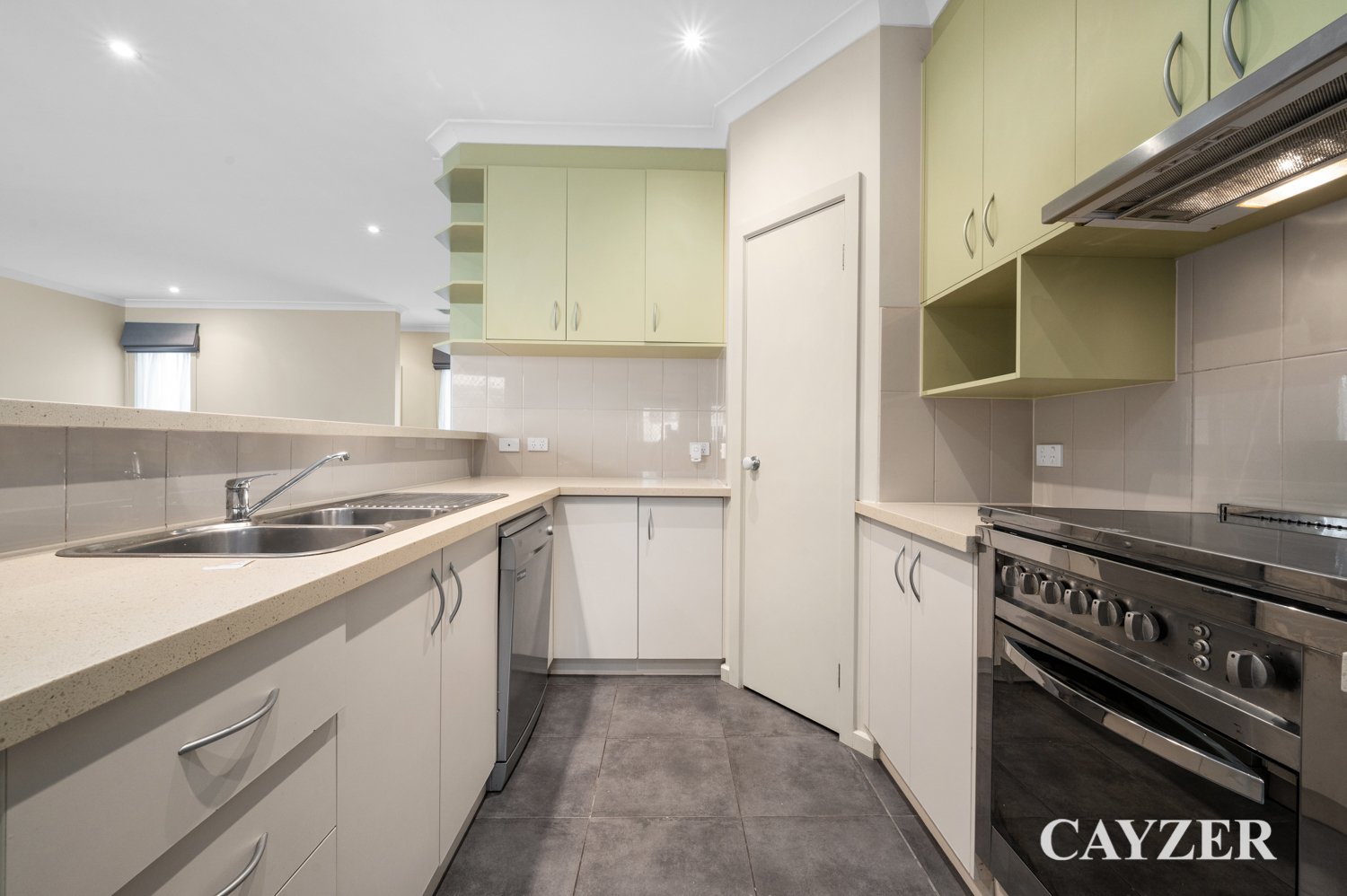 Gallery: 169 Liardet Street