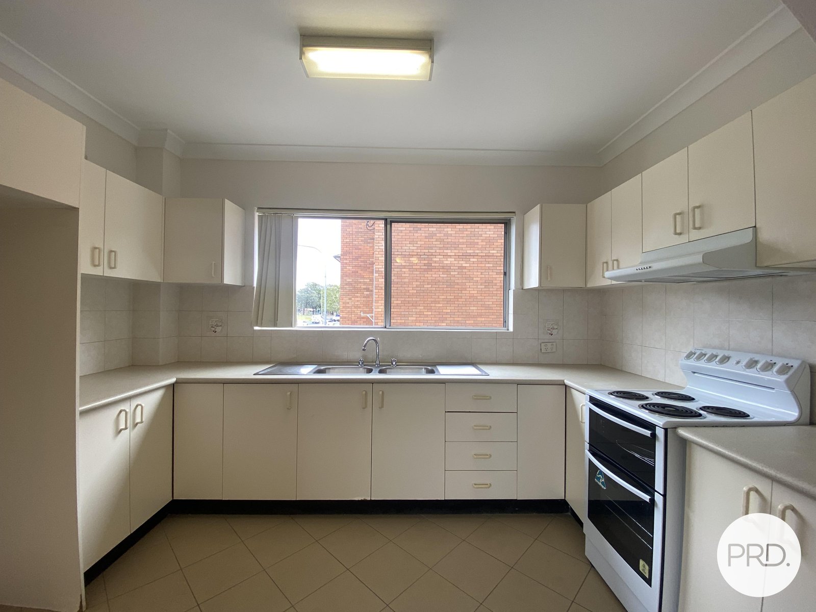 1/69 Memorial Avenue LIVERPOOL 3