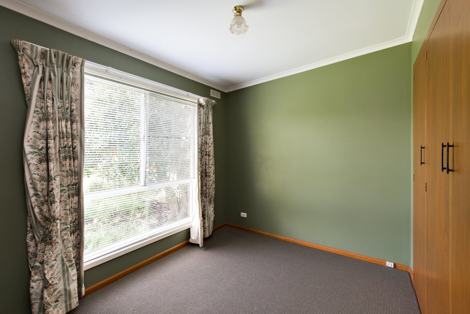 Gallery: 1/69 Mount Pisgah Road