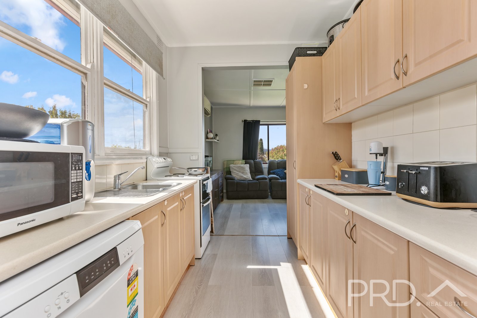 169 Simpson Street TUMUT 7