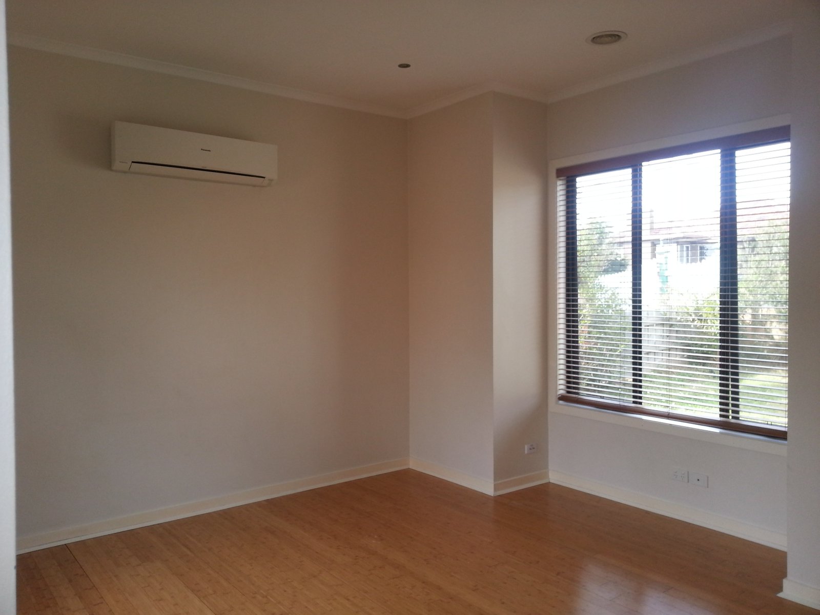 Gallery: 1/69 Stanley Avenue