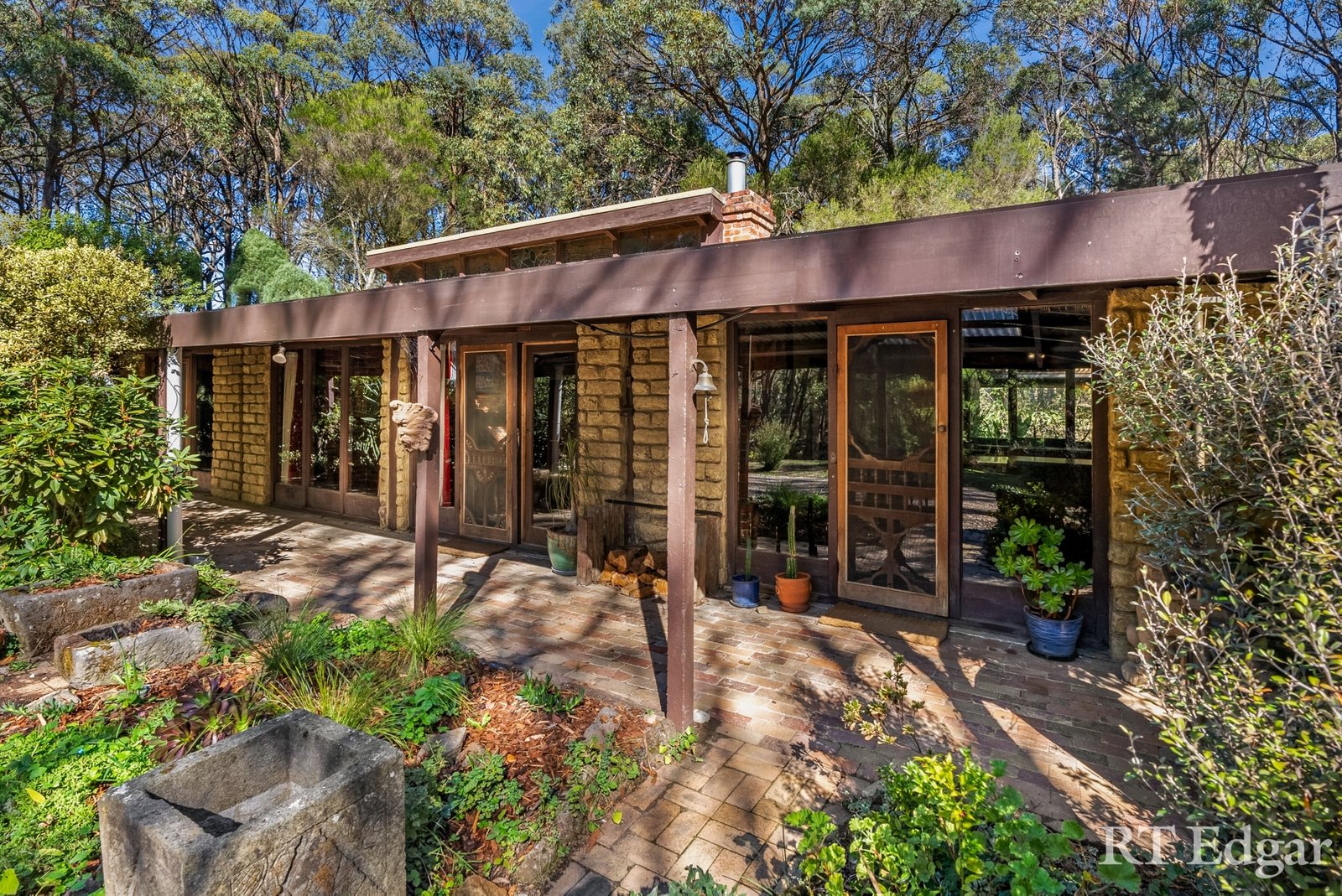 Real Estate and Property in 169 Walkers Road, Woodend, VIC