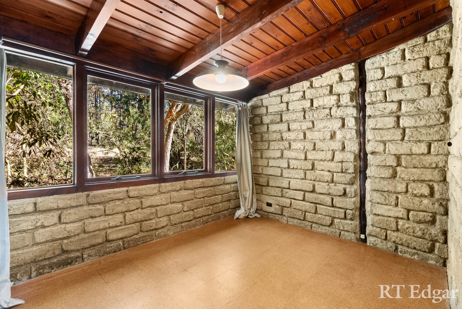 Real Estate and Property in 169 Walkers Road, Woodend, VIC