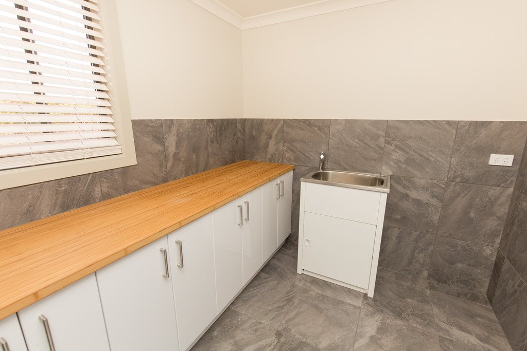 169 White Cliff Avenue MILDURA 9