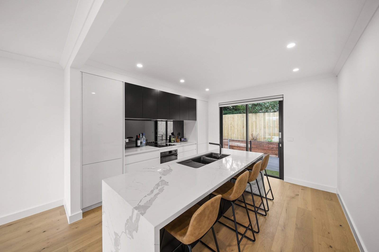 Gallery: 1/693 Hawthorn Road