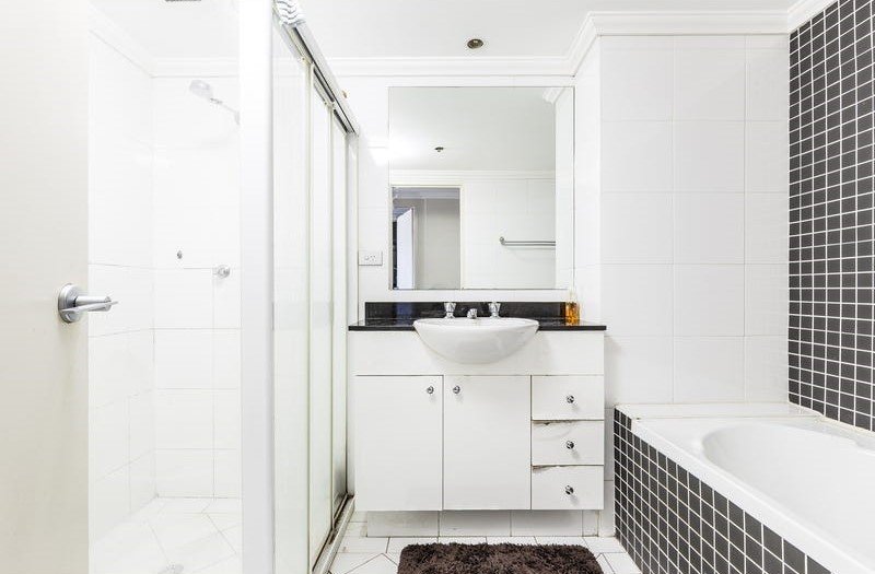 169/323 Forest Rd  HURSTVILLE 5