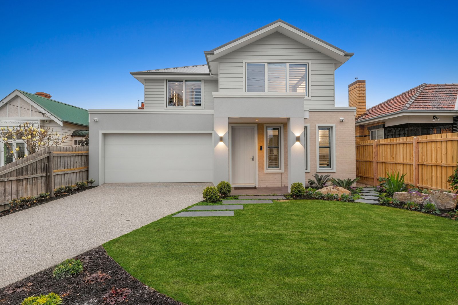 1695 Dandenong Road, Oakleigh East