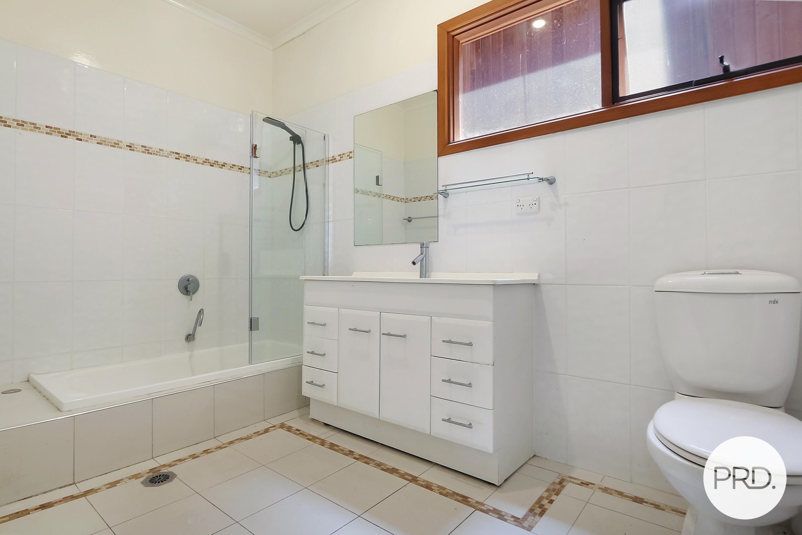 1/695 Hodge Street GLENROY 7
