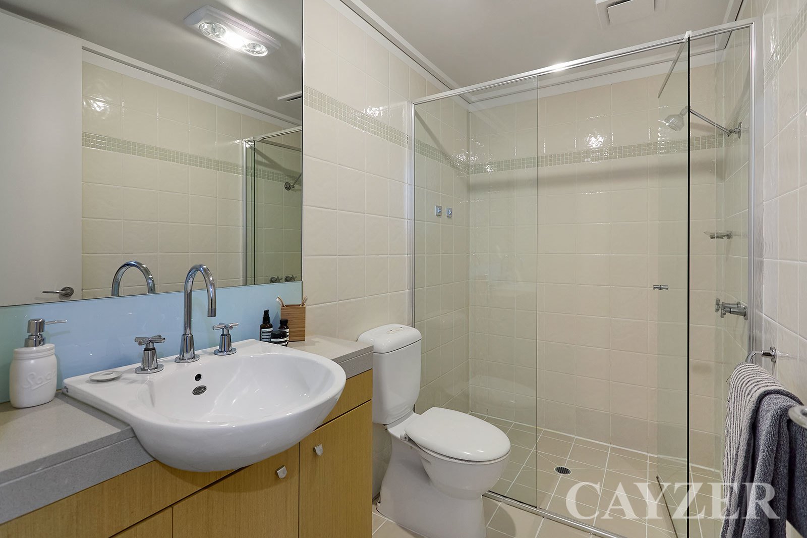 Gallery: 16/97-101 Cruikshank Street