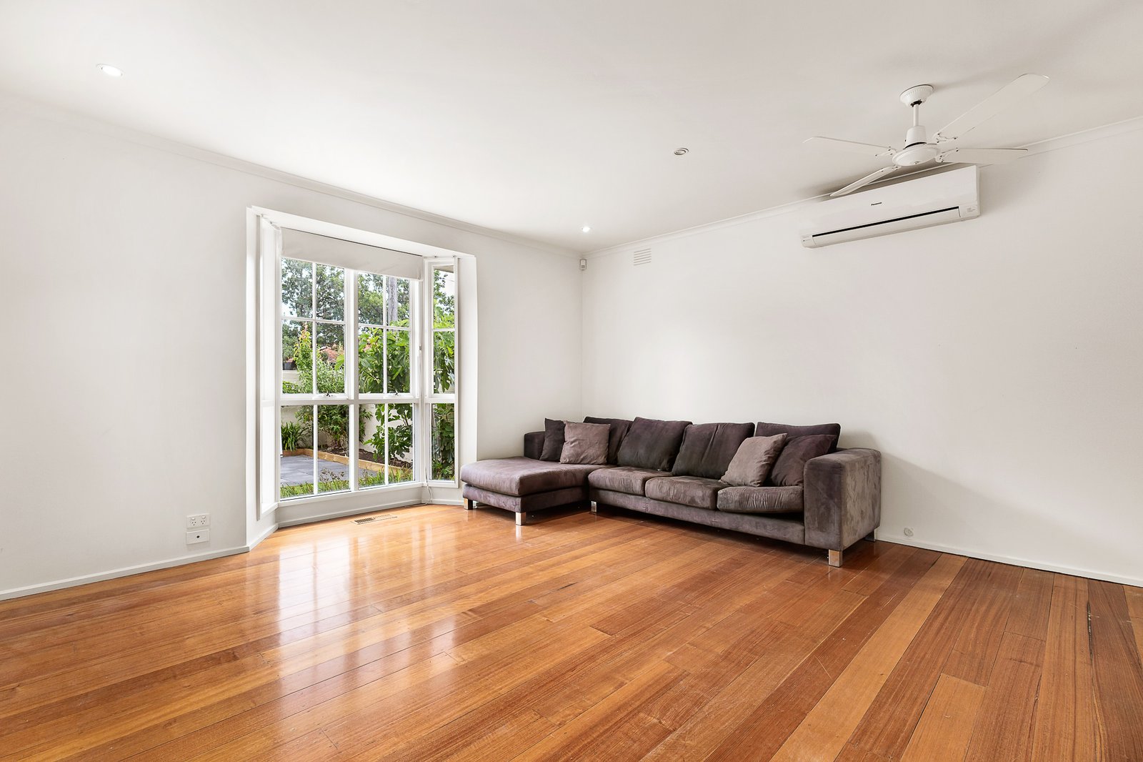 Gallery: 1/697 Hampton Street