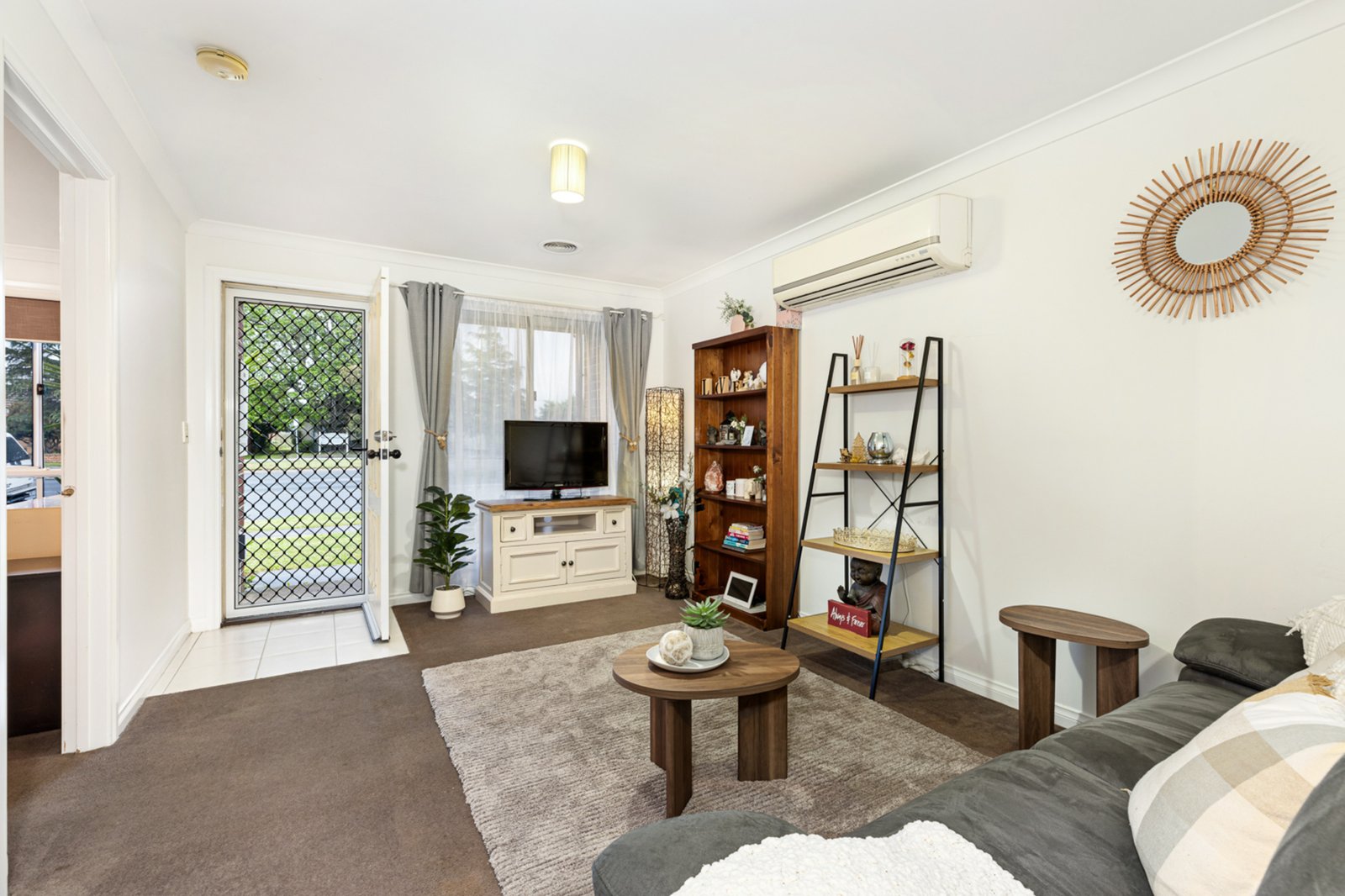Gallery: 169a Albert Street
