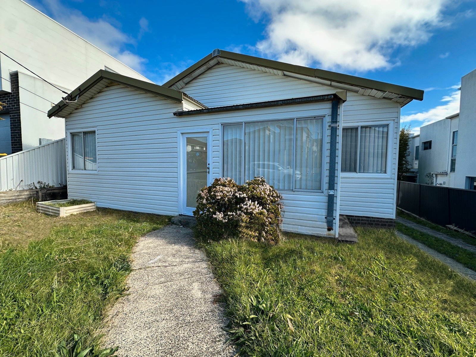 16A Caley Street CHIFLEY 1