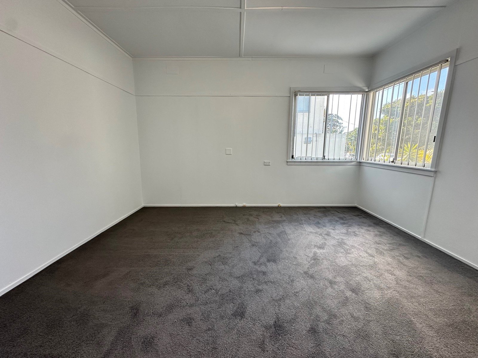 16A Caley Street CHIFLEY 3