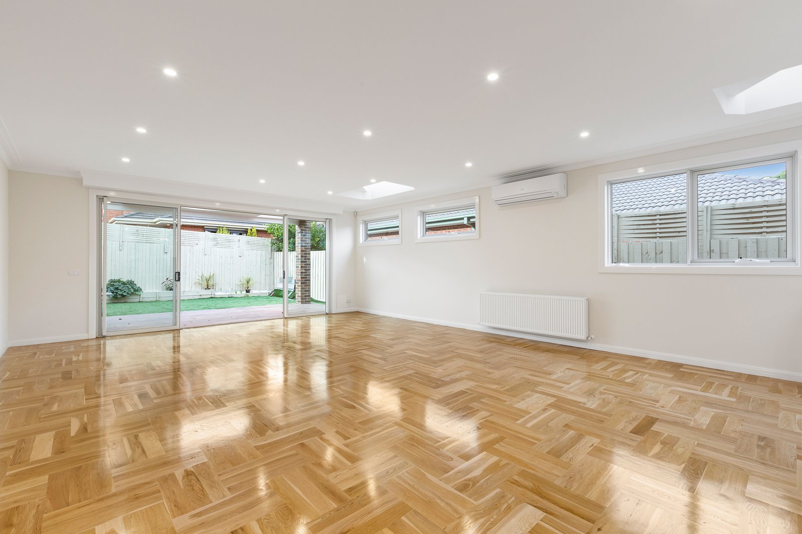 Gallery: 16a Clements Street