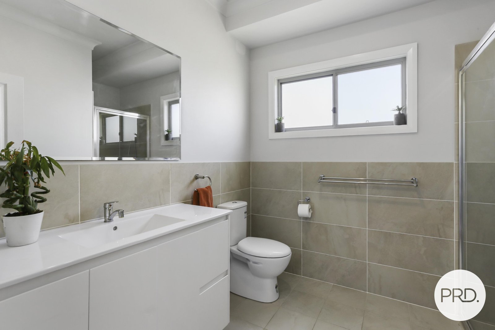 16A Clermont Crescent ALBION PARK 4