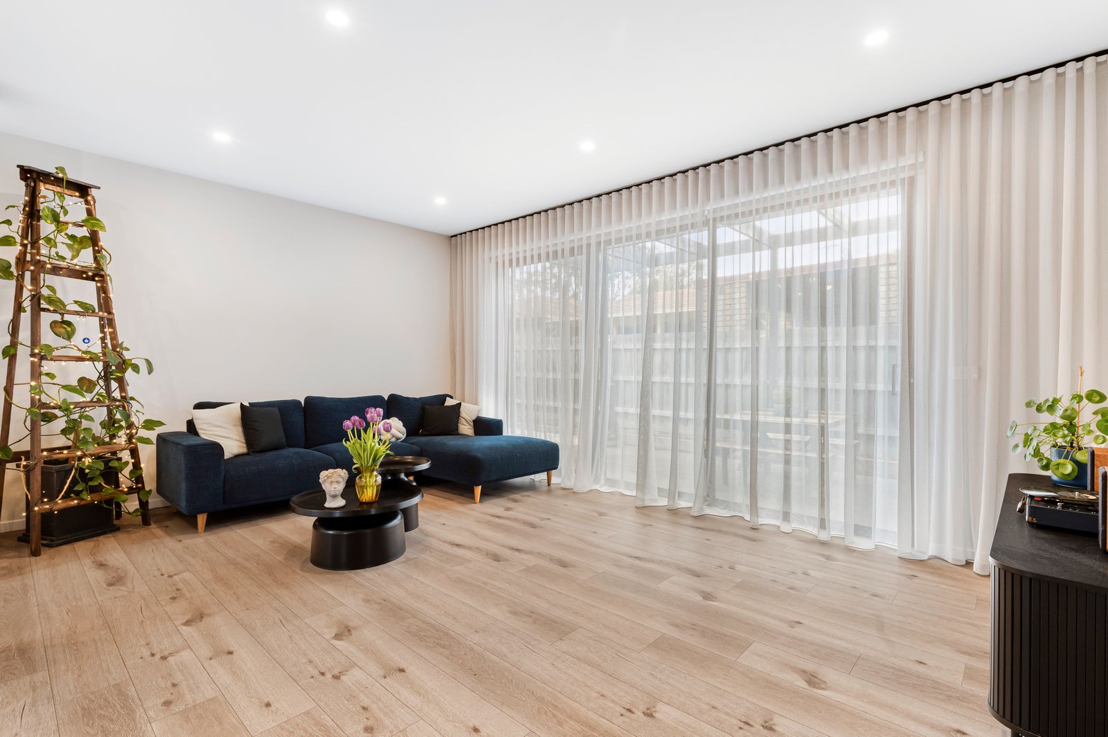 Gallery: 16A East Road