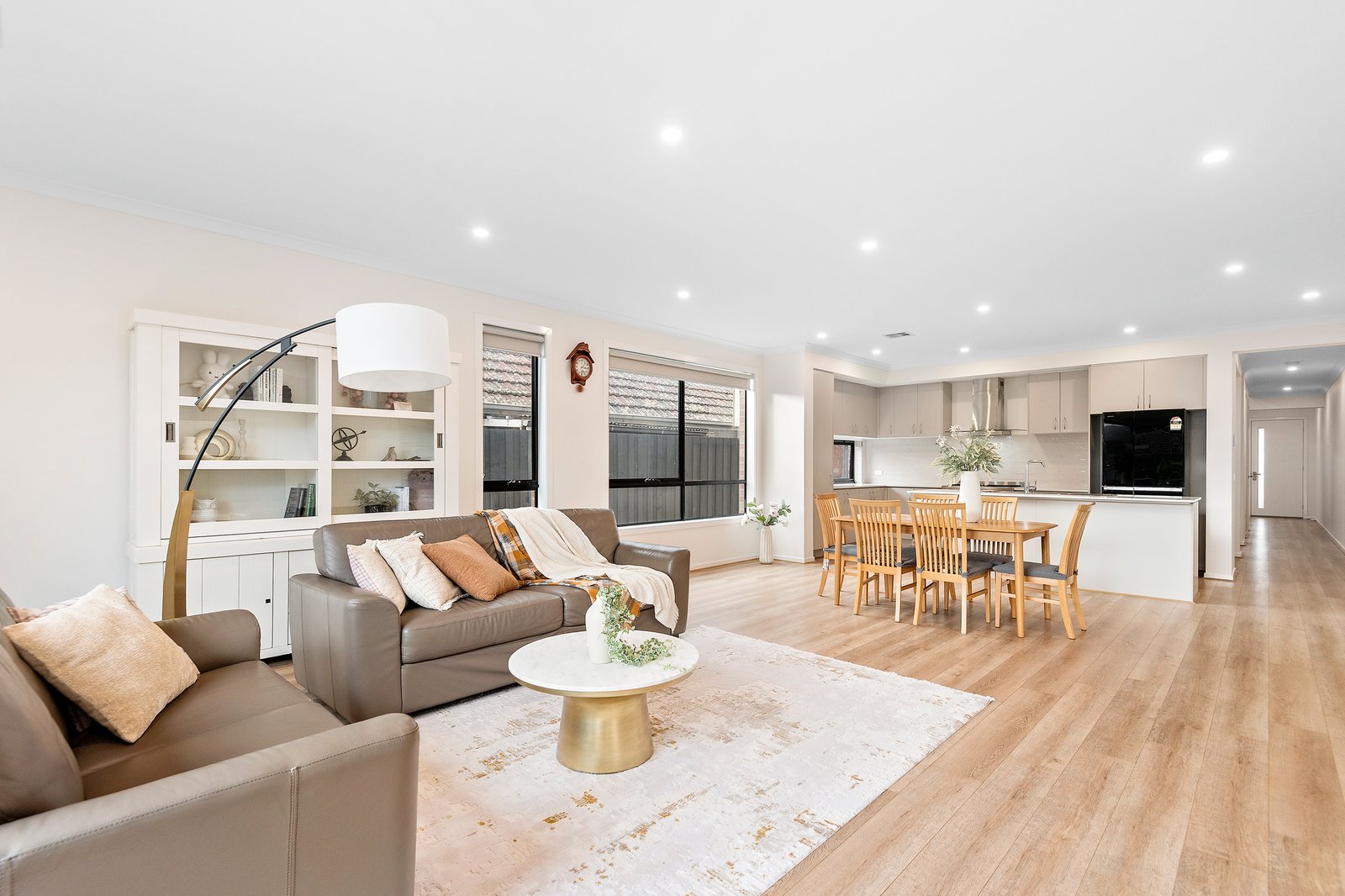 Gallery: 16A Fortescue Avenue