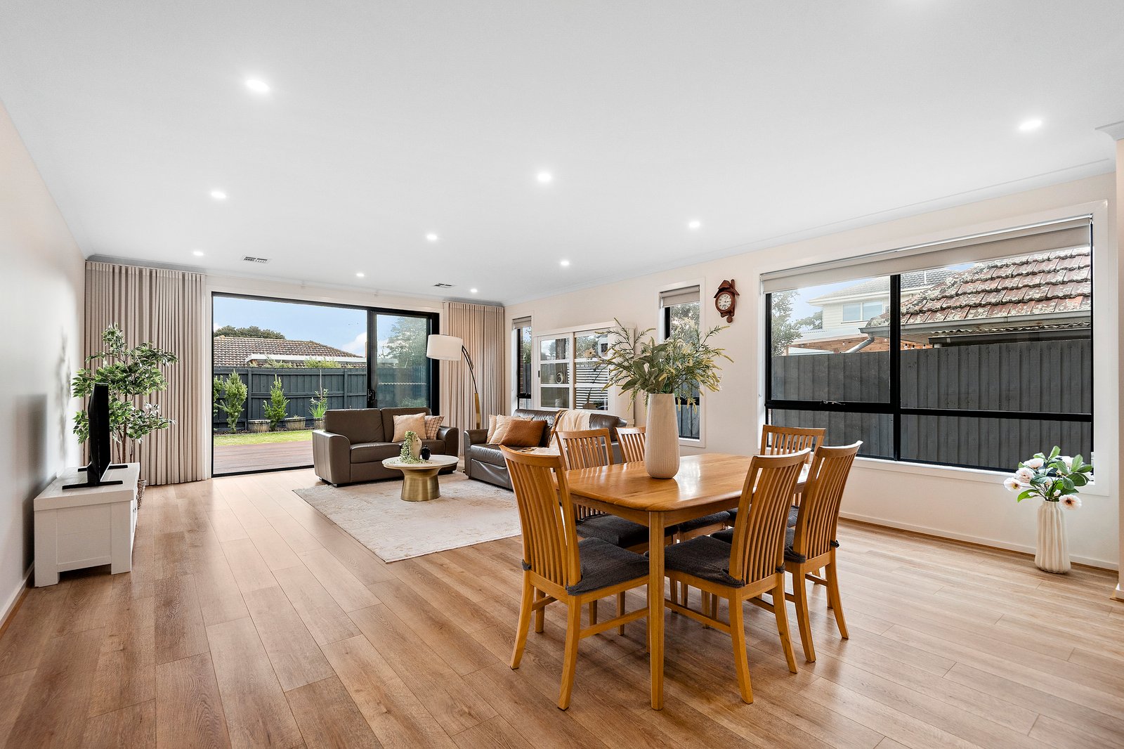 Gallery: 16A Fortescue Avenue
