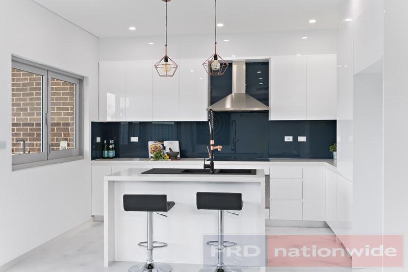 16a Grieve Crescent MILPERRA 4