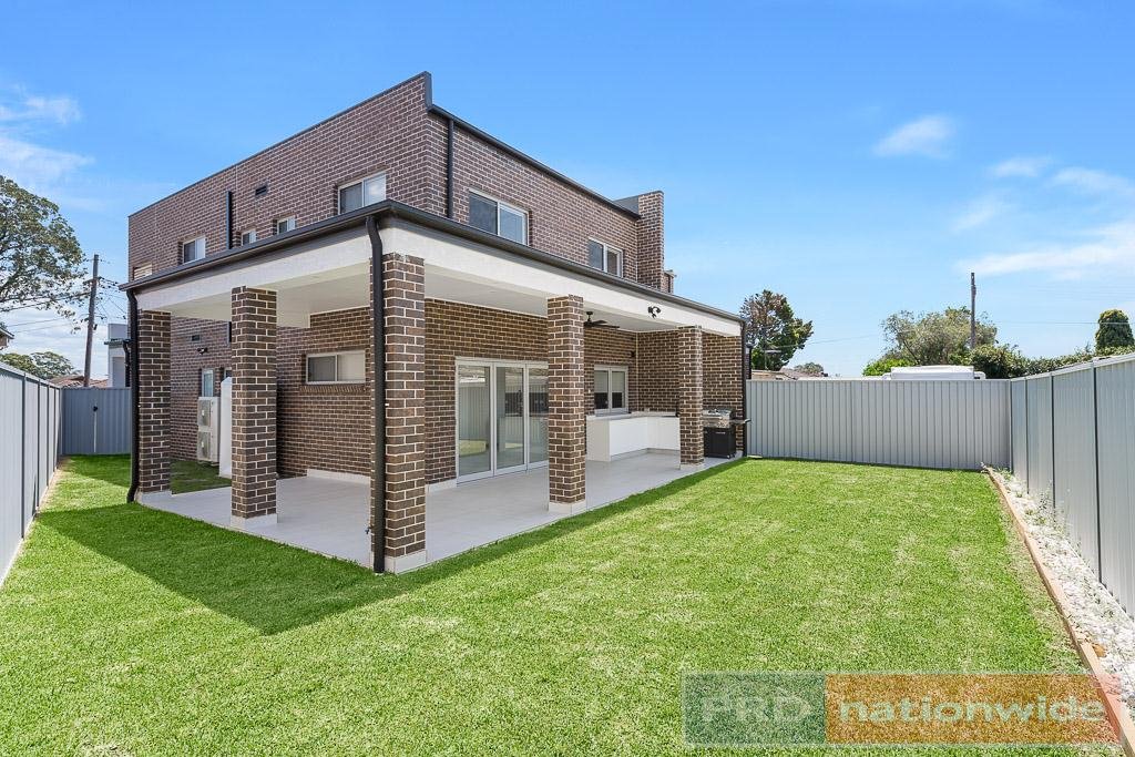 16a Grieve Crescent MILPERRA 8