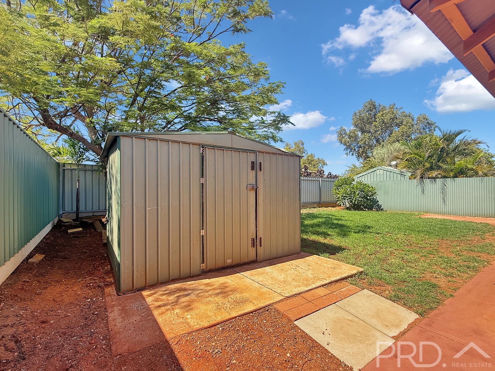 16A Haddon Way NICKOL 15