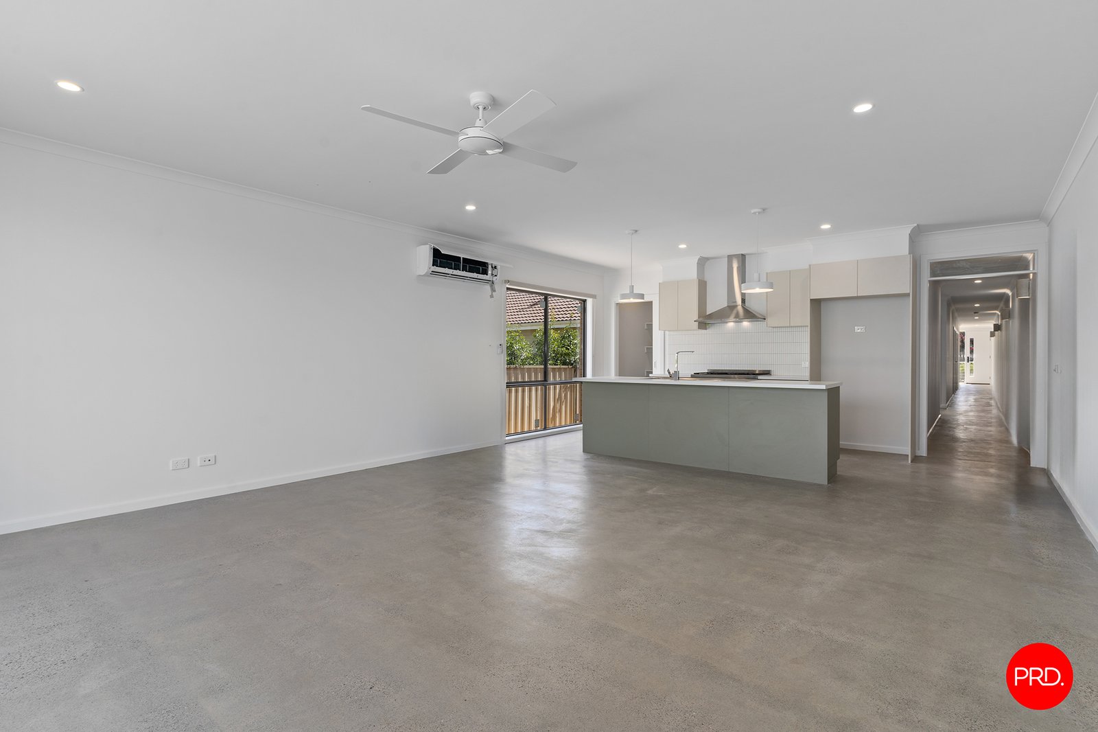 16A Hammer Street FLORA HILL 4
