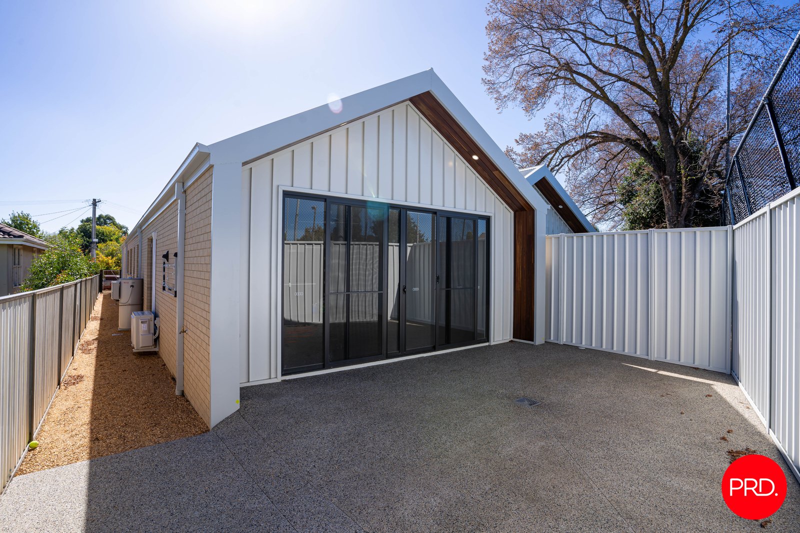 16A Hammer Street FLORA HILL 13