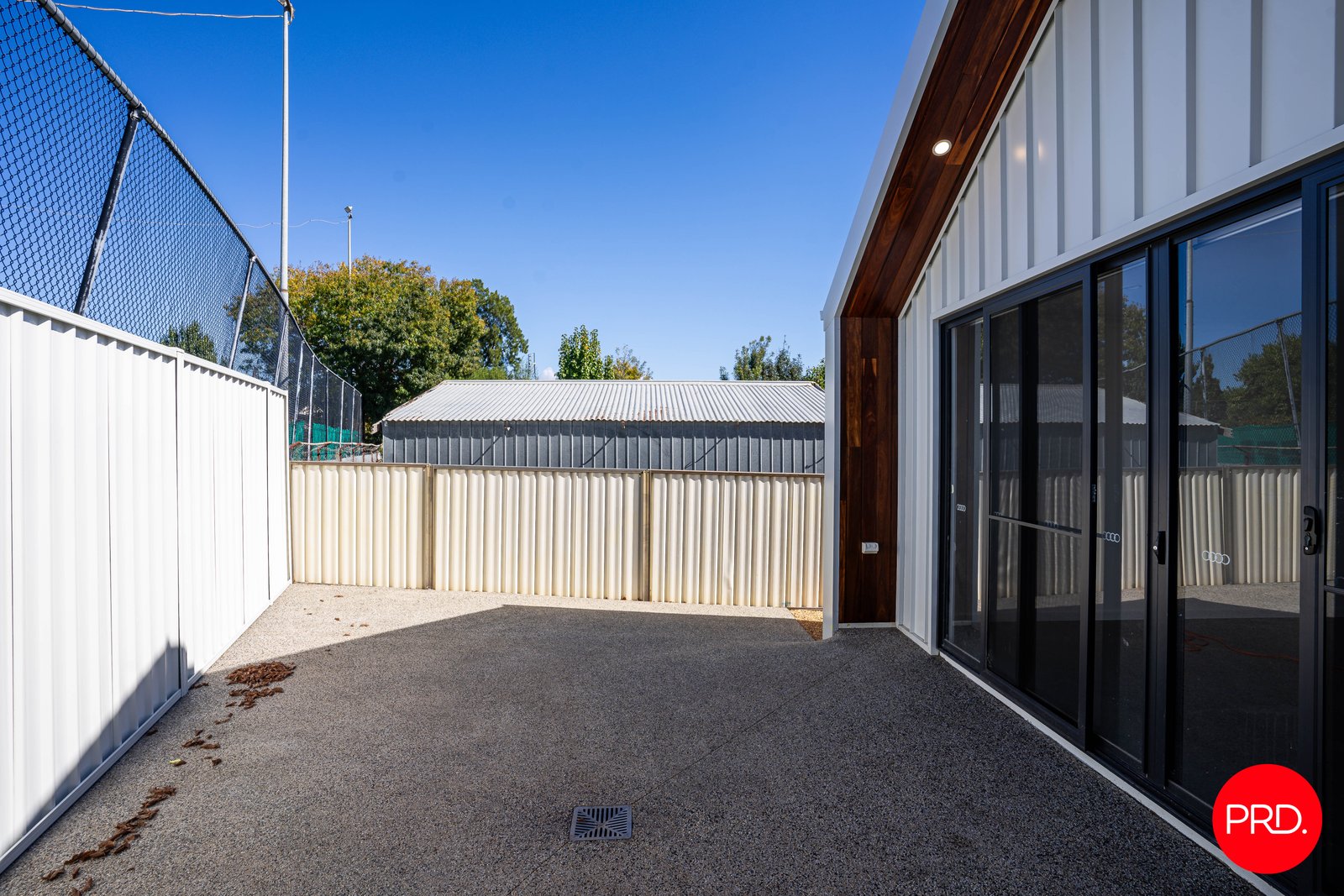 16A Hammer Street FLORA HILL 15