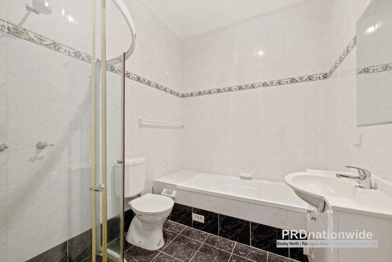 16A Kooreela Street KINGSGROVE 5