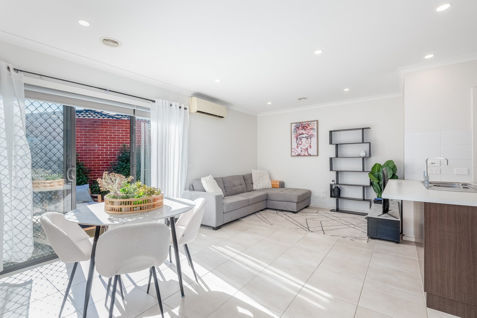 Gallery: 16A Libau Avenue