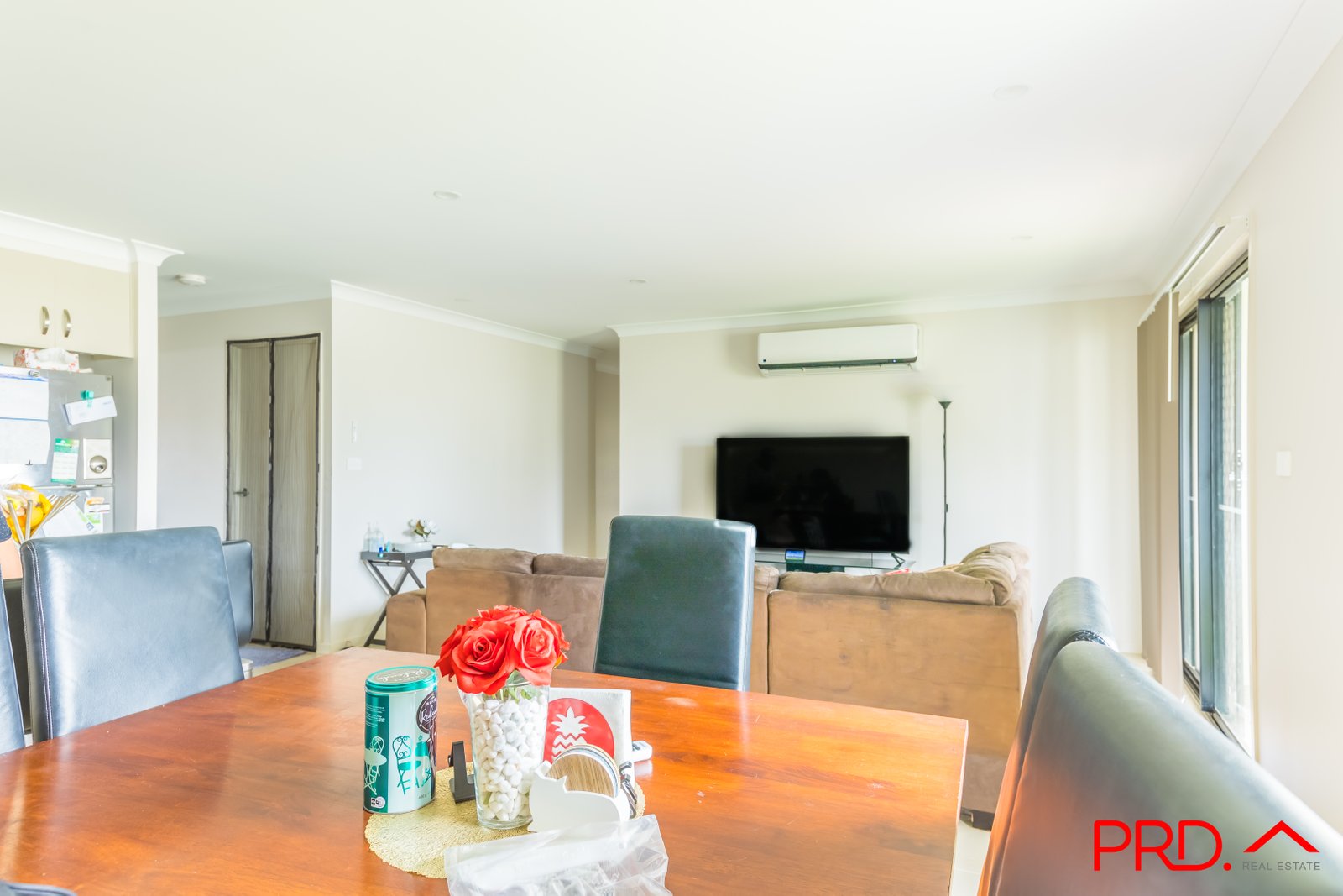 16a McKinlay Place TAMWORTH 5