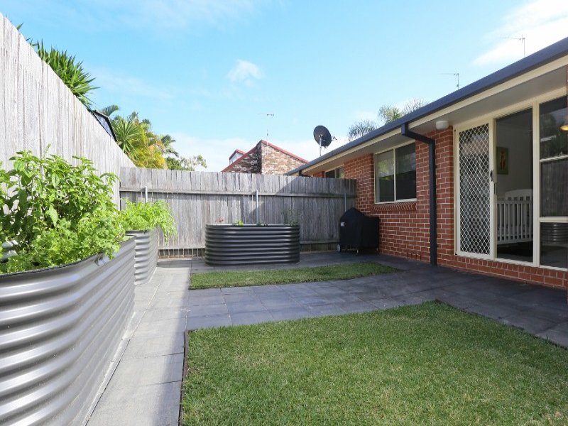 16a Merinda Avenue SAPPHIRE BEACH 16