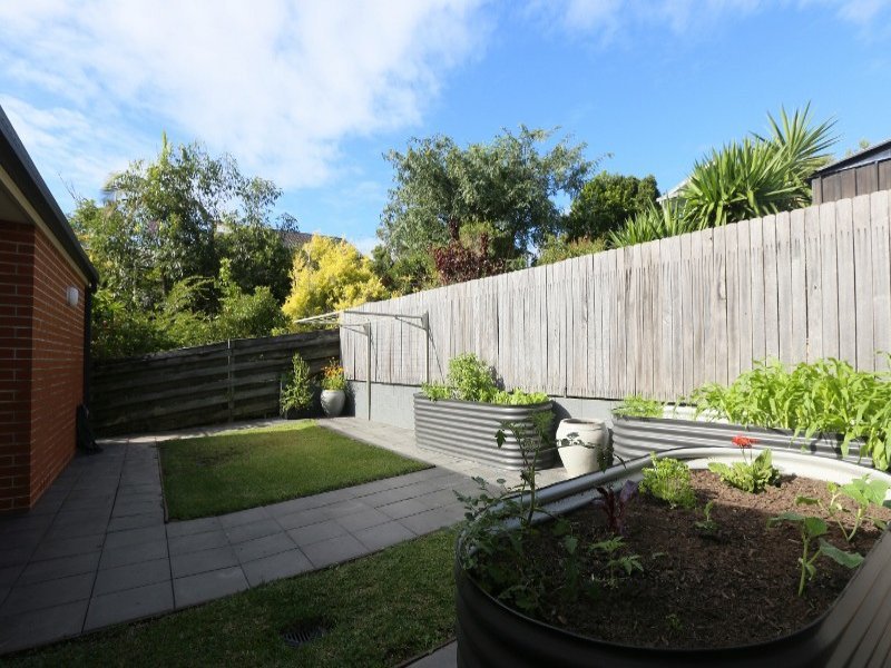 16a Merinda Avenue SAPPHIRE BEACH 17