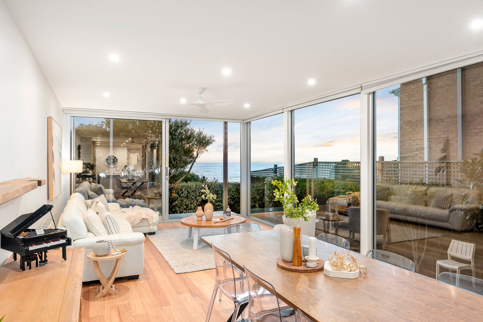 Gallery: 16a Newberry Avenue