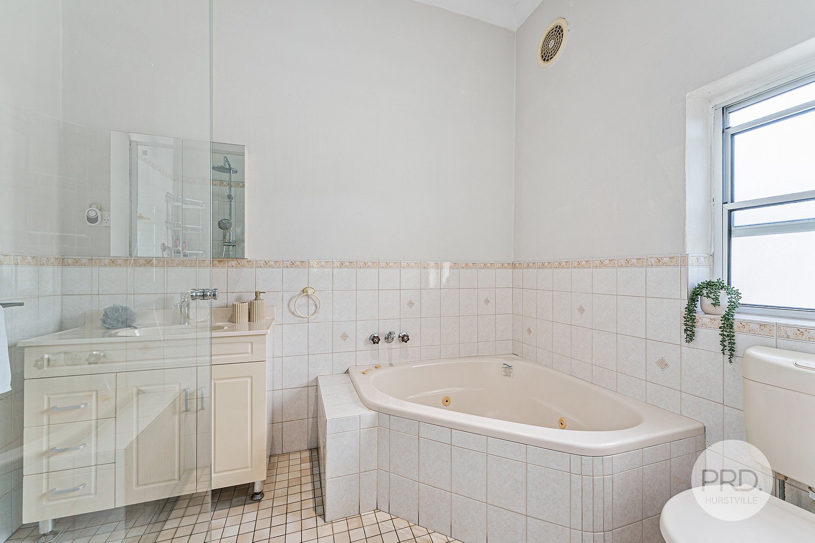 16A Nielsen Avenue CARLTON 7