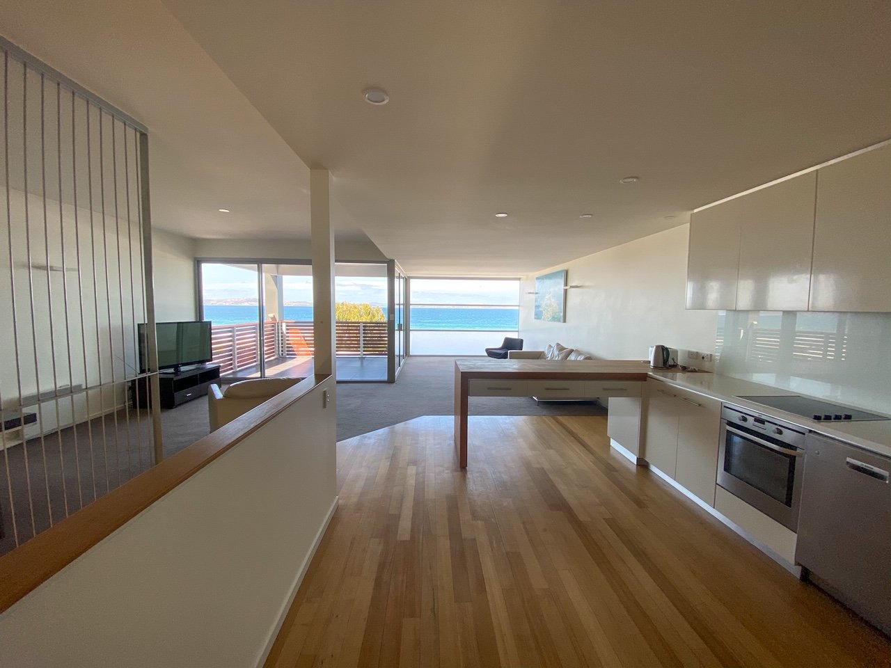 16A Ocean Esplanade BLACKMANS BAY 4