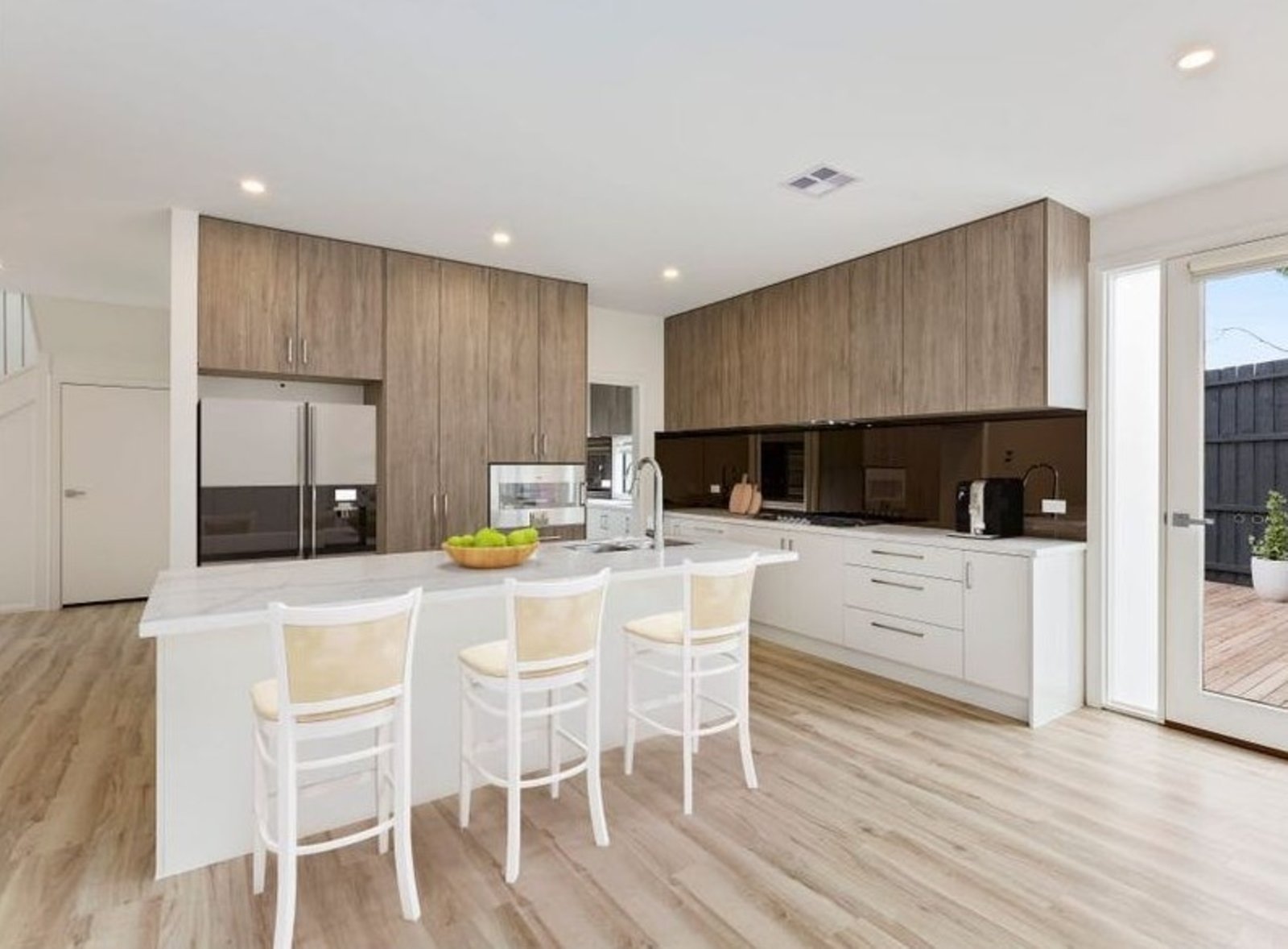 Gallery: 16a Robinson Street